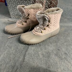 Baretraps snow boots